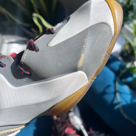 Nike Lil Penny Posite Sneakers White Gray Red 9.5 Mens - Picture 11 of 14